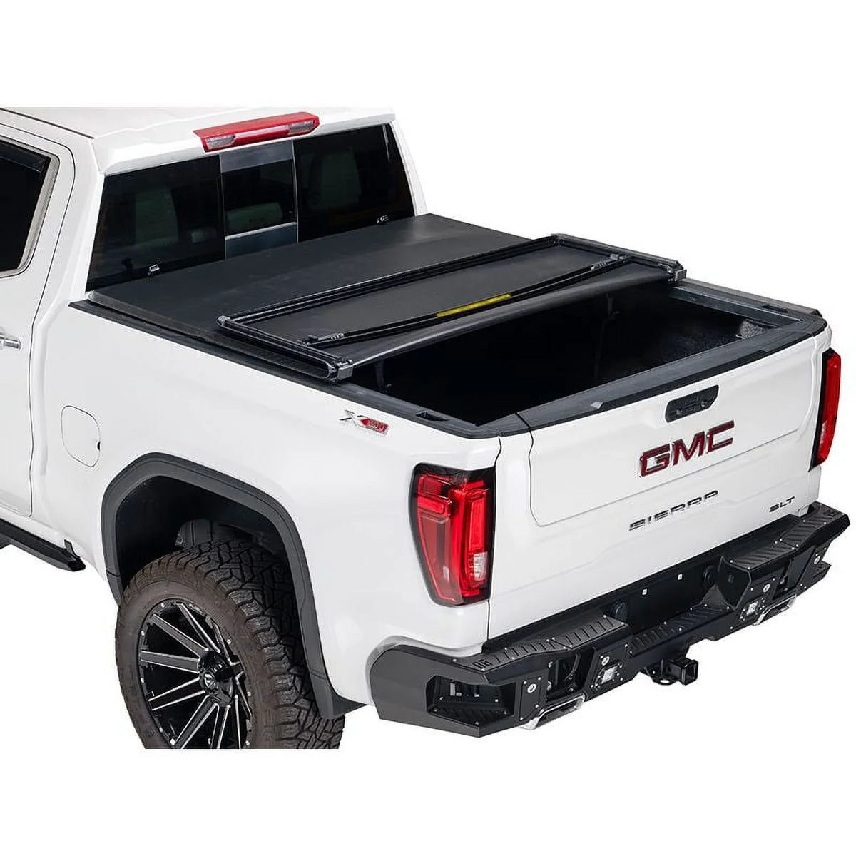 Gator by RealTruck  Tri-Fold Tonneau Cover Compatible with 2022-2024 Toyota Tundra 6'7" Bed w/ Deck Rail System